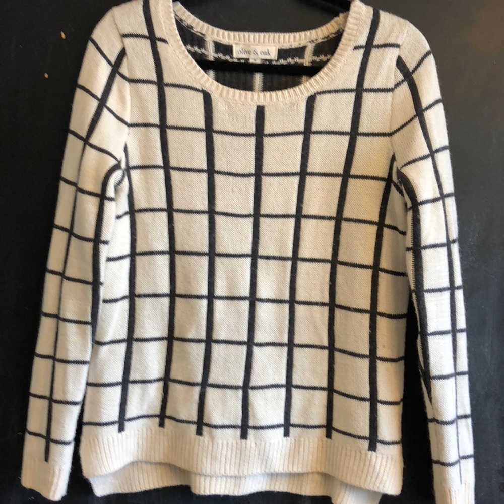 Olive & Oak sweater